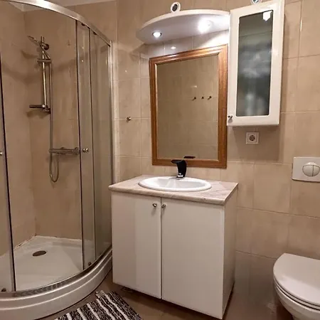 Apartment City Guesthouse *